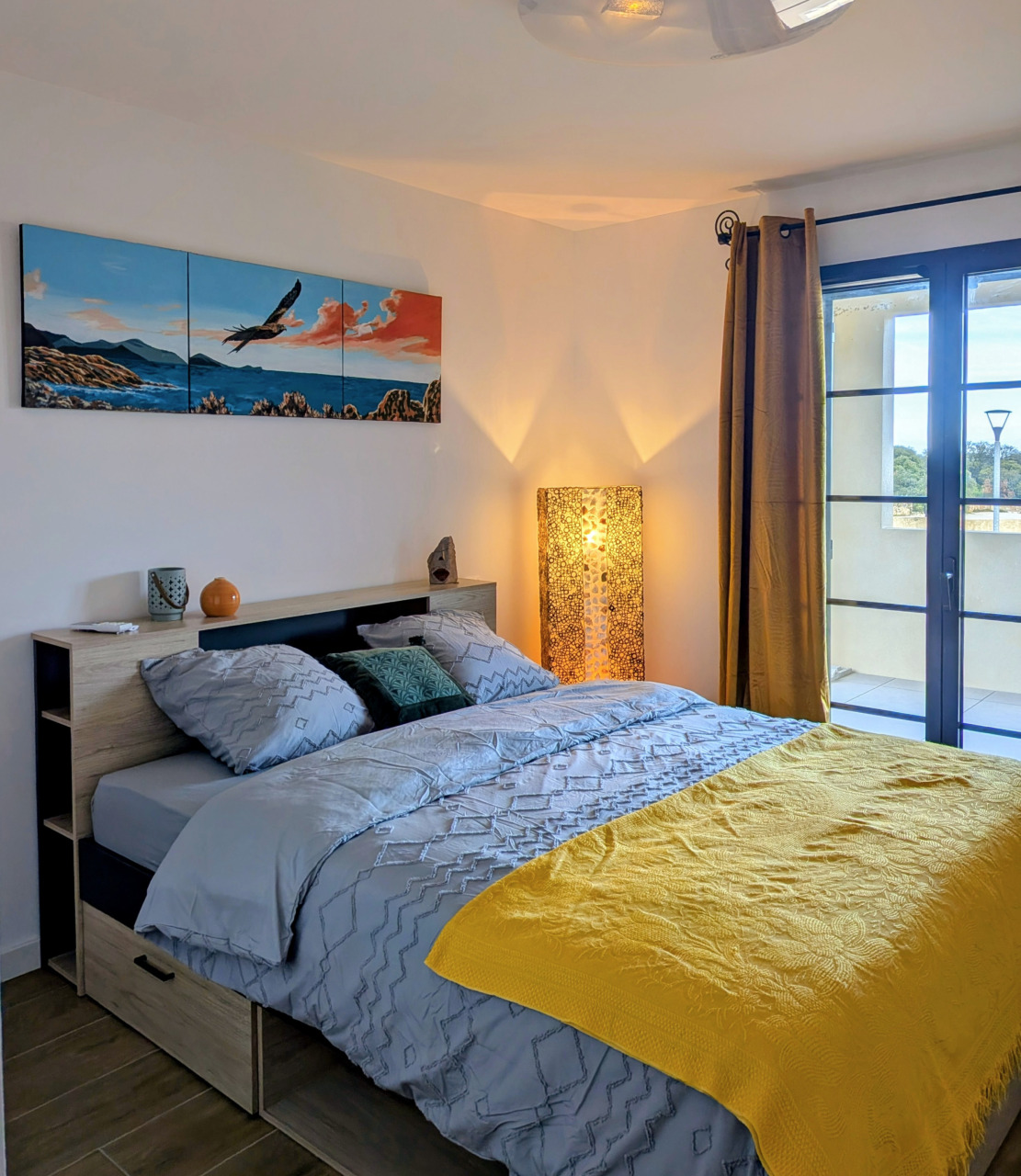 Chambre avec lit 160x200 cm – Appartement Fleur de Maquis Balagne